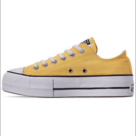 Converse Women's Chuck Taylor All Star Lift Low To - Picture 6 of 8